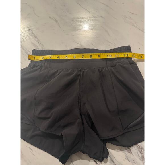 Lululemon Speed Up Shorts 2.5” Mid Rise Black Lined Running Athletic Women’s  6 - Picture 6 of 8